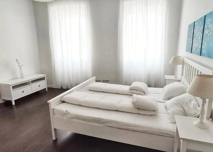 Helle Zweiraumwohnung In Wohngebiet וינה