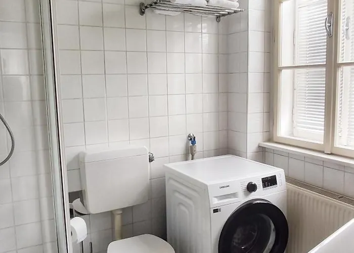 דירה Helle Zweiraumwohnung In Wohngebiet